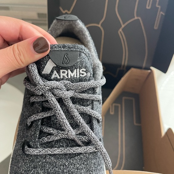 NIB Men’s Allbirds Wool Runners natural grey light grey - Picture 4 of 6